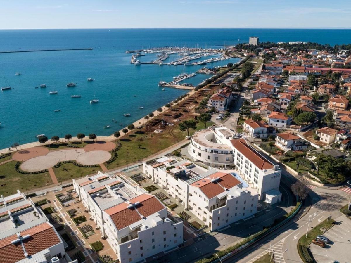 Edra Suite Apartment Umag Ngoại thất bức ảnh